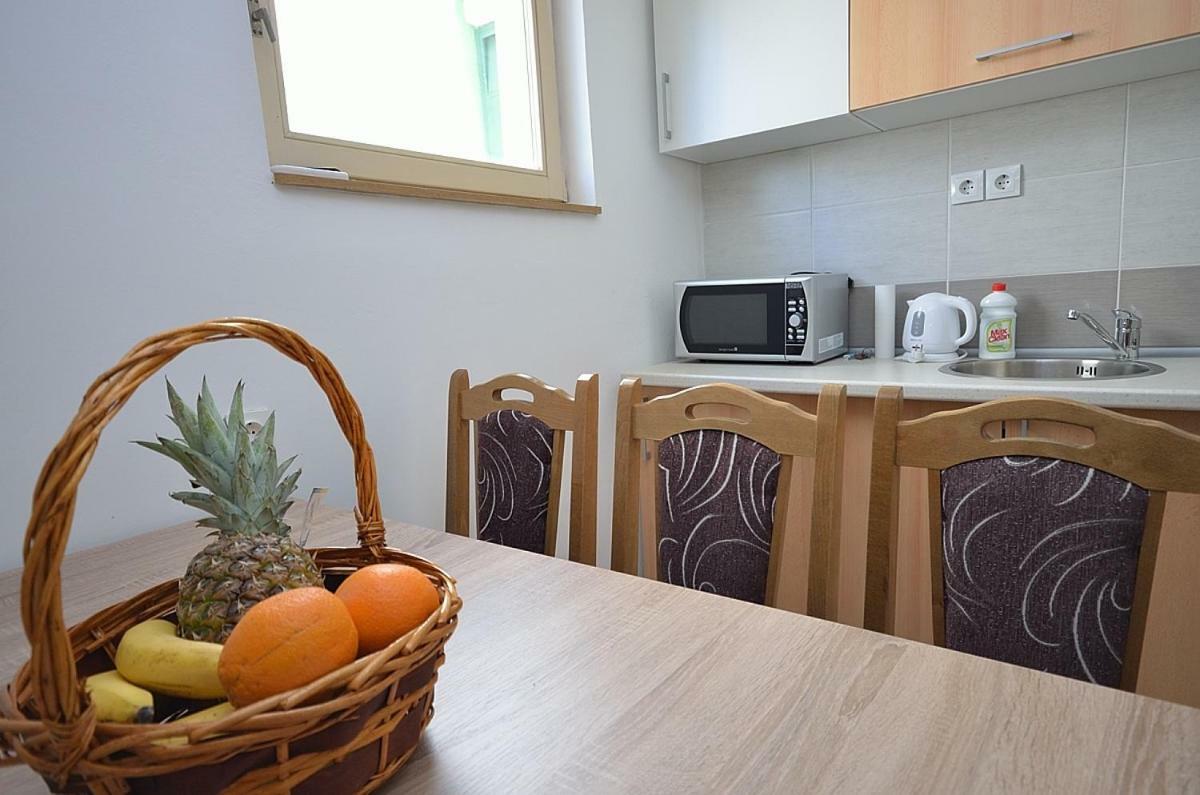Apartmani Ana Tribalj Exterior foto