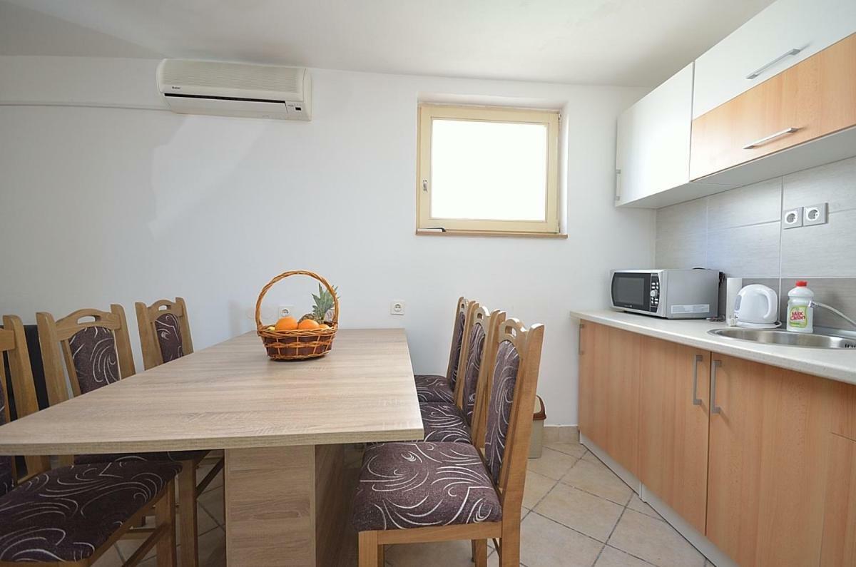 Apartmani Ana Tribalj Exterior foto